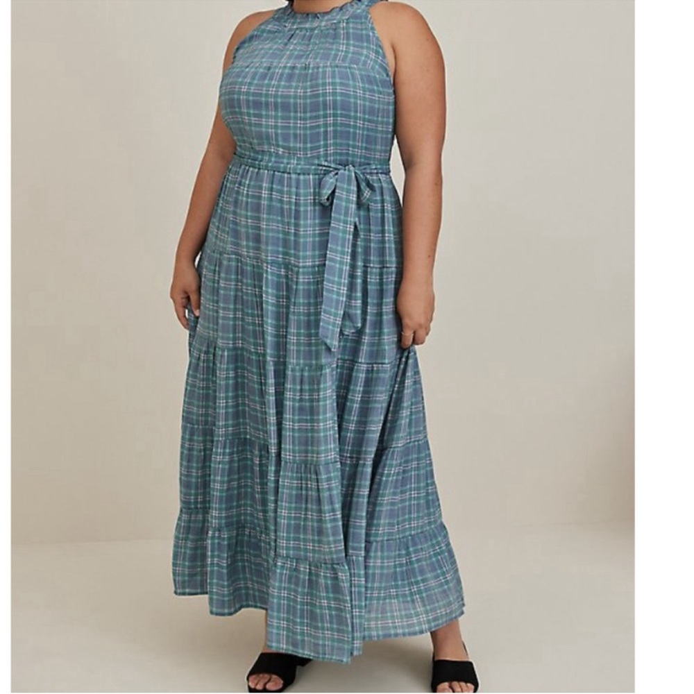 Torrid NWT Maxi Lindsay Hi-Low Tiered Maxi Dress Size 1X Blue Plaid Sleeveless - Picture 3 of 6